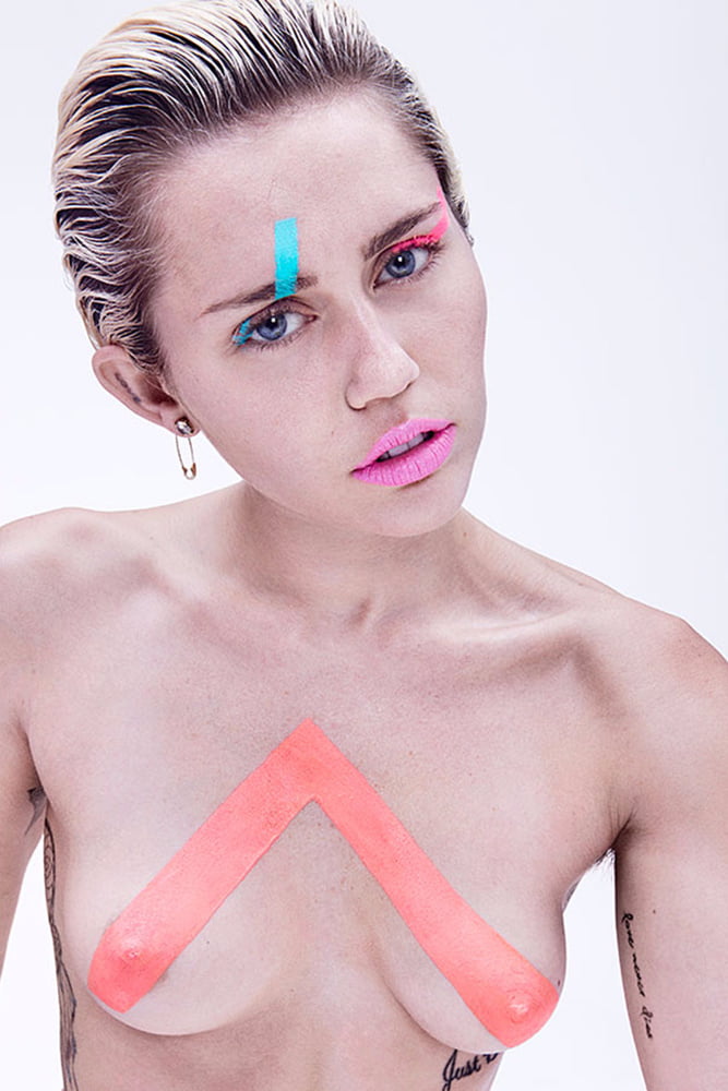 Miley cyrus desnuda
 #91486635