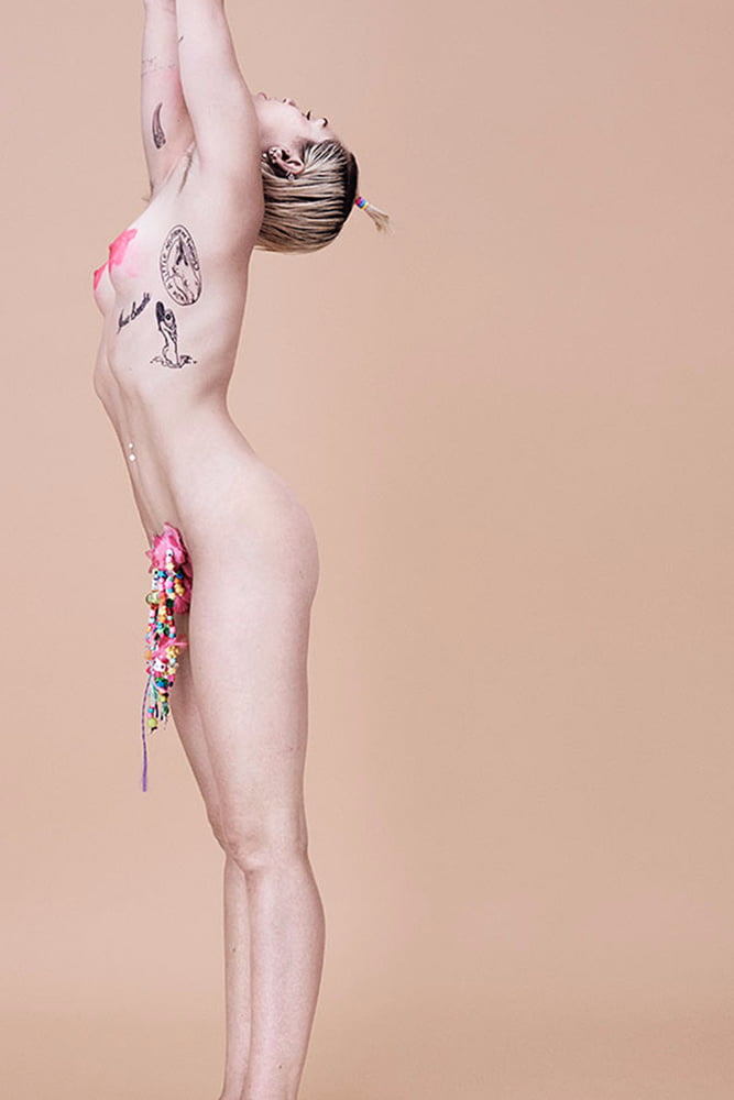 Miley Cyrus naked #91486639