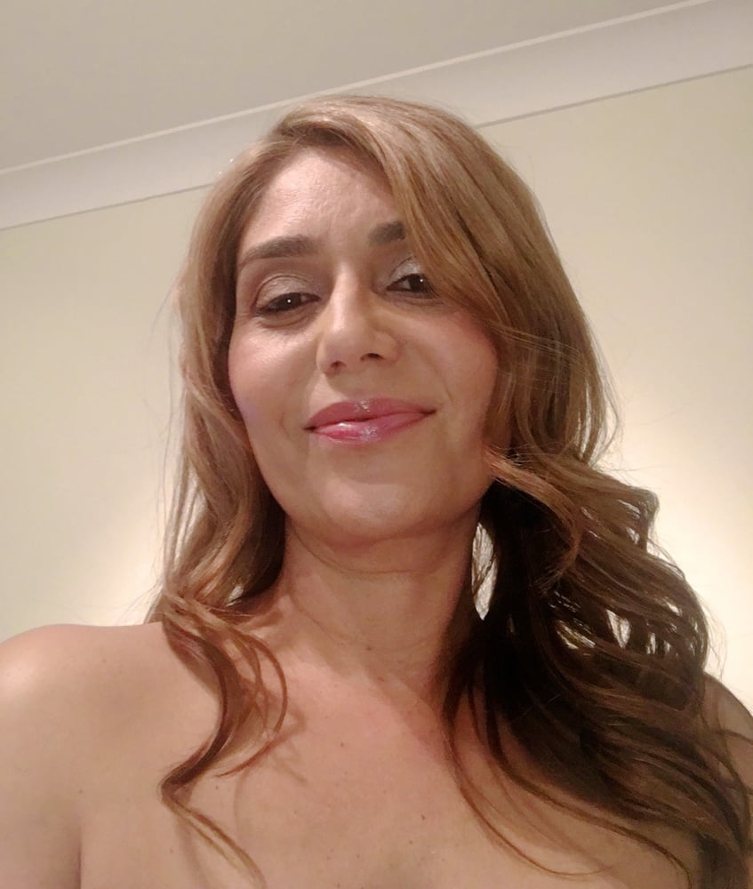 Sexy Dana da Silva from Melbourne, Australia showing off #106115195