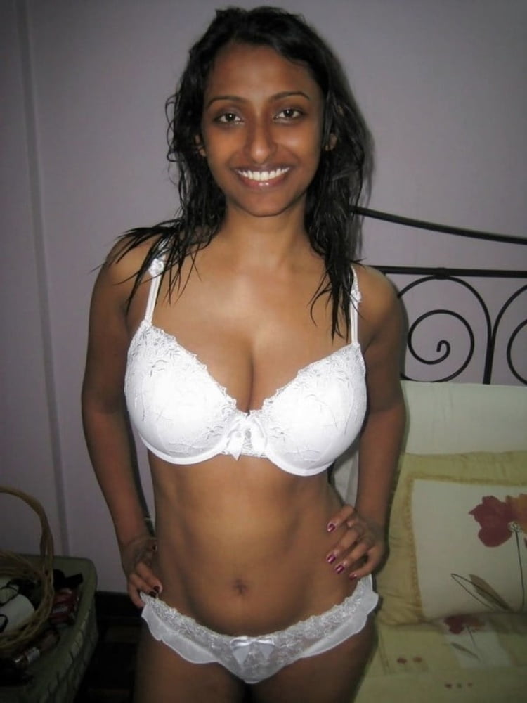 Sri lankische Schokolade Haut Mädchen
 #80166448