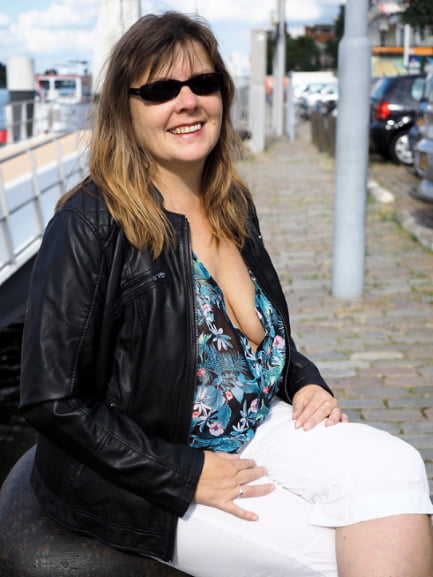 Mature ladies braless cleavage pokies 207 #80012334