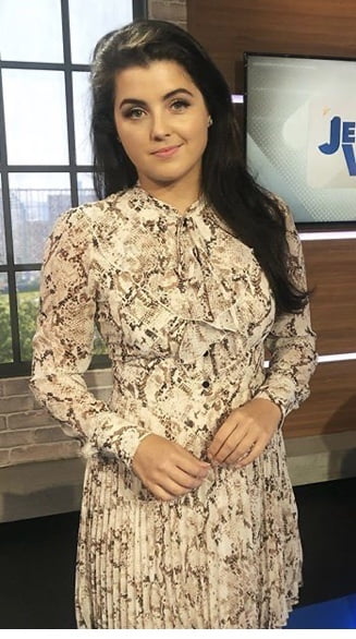 私の好きなテレビ番組のプレゼンター、ストーム・ハントレー 26
 #81618291