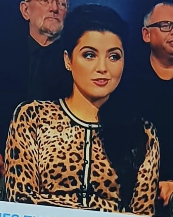 私の好きなテレビ番組のプレゼンター、ストーム・ハントレー 26
 #81618329