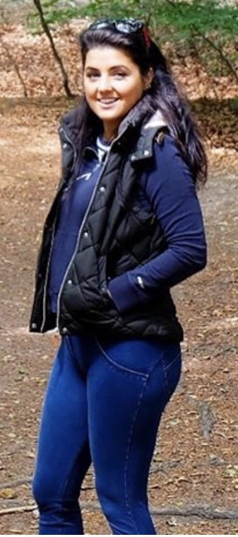 私の好きなテレビ番組のプレゼンター、ストーム・ハントレー 26
 #81618389