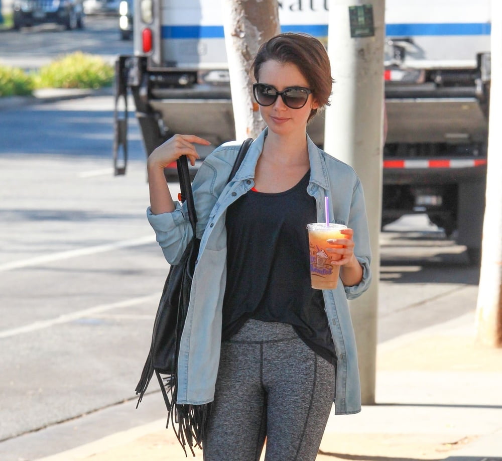 Lily collins adorazione
 #94422446