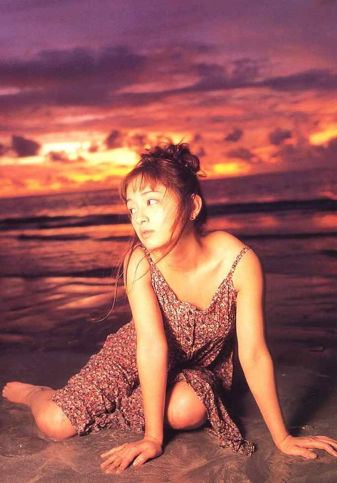 Ayumi hamasaki
 #98037310