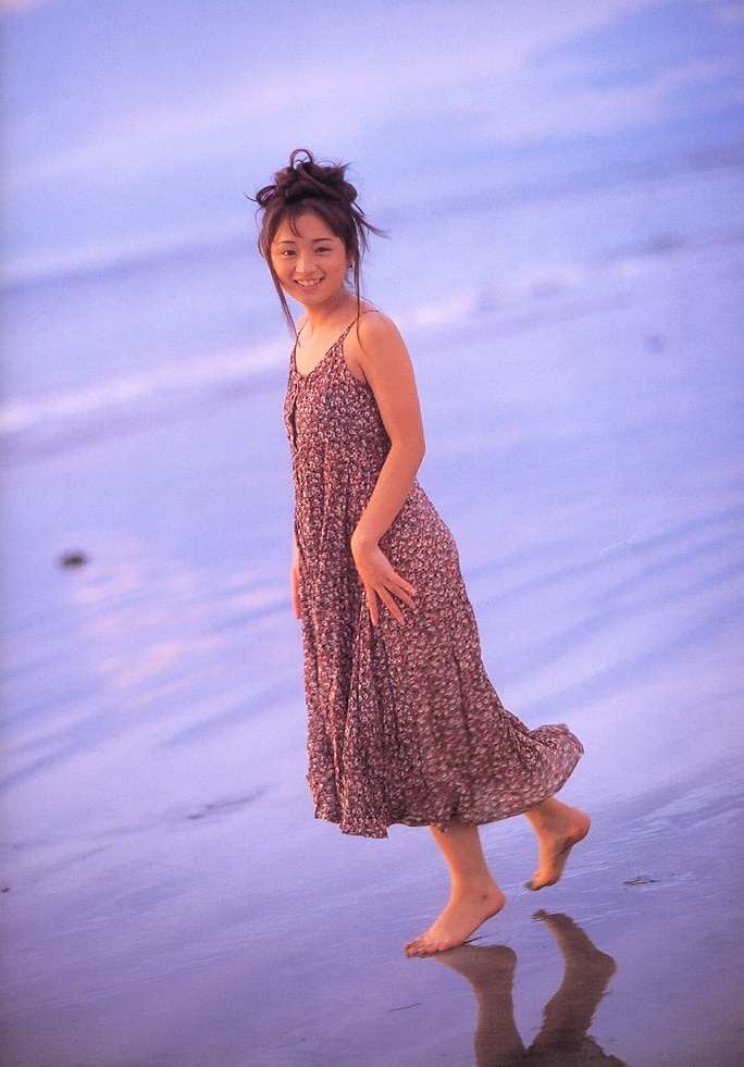 Ayumi hamasaki
 #98037311