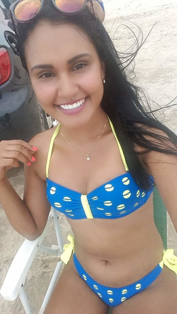 #ビキニ・ビキニ・リンダ・ラブダス・ゴストーサス・22
 #81584163