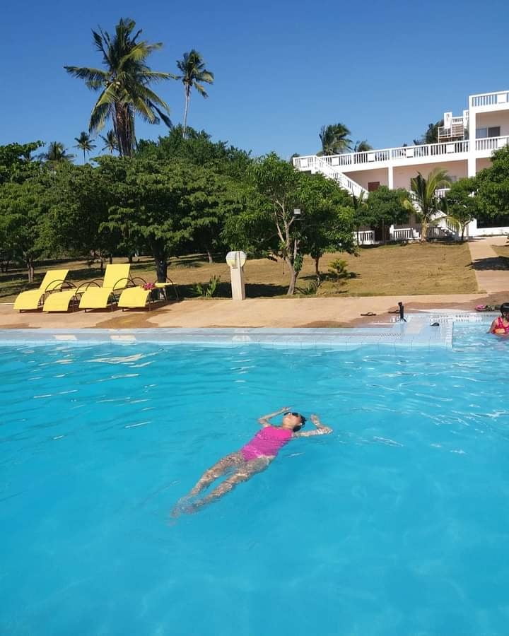 #ビキニ・ビキニ・リンダ・ラブダス・ゴストーサス・22
 #81584192