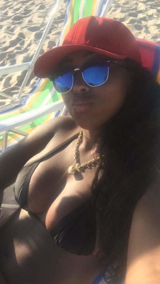 #ビキニ・ビキニ・リンダ・ラブダス・ゴストーサス・22
 #81584256