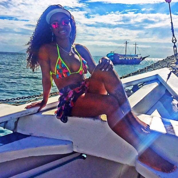 #ビキニ・ビキニ・リンダ・ラブダス・ゴストーサス・22
 #81584292