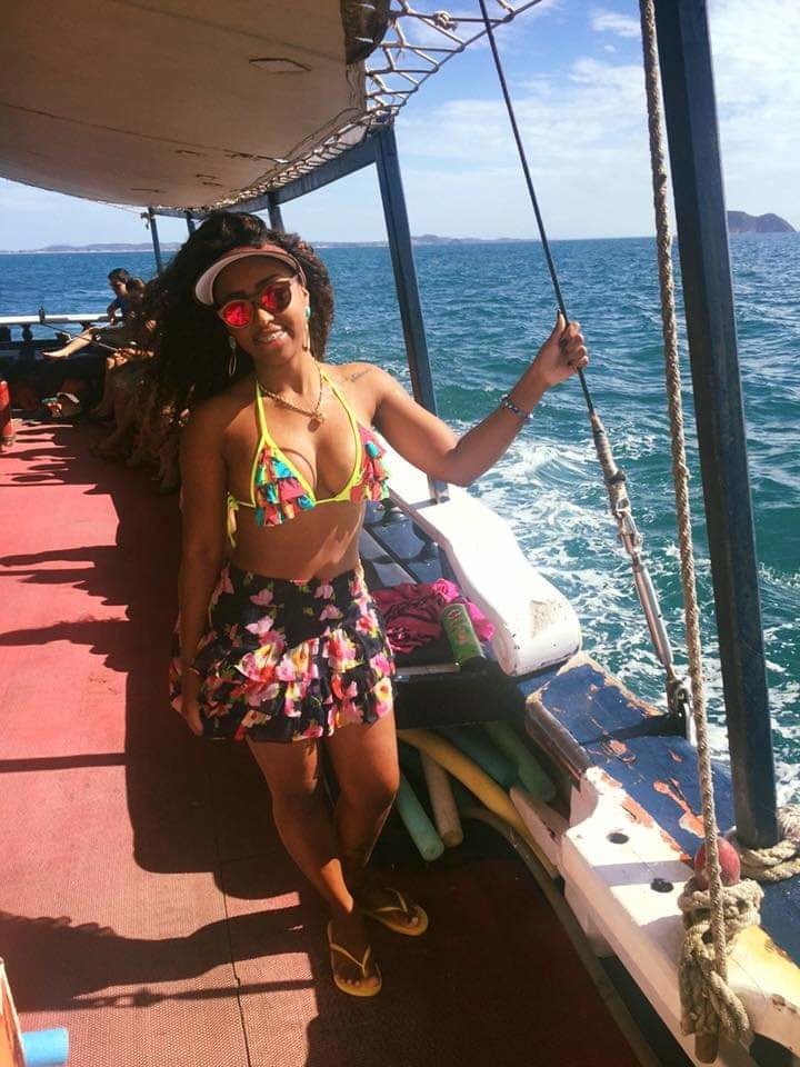 #ビキニ・ビキニ・リンダ・ラブダス・ゴストーサス・22
 #81584295