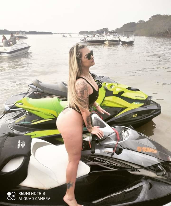 #ビキニ・ビキニ・リンダ・ラブダス・ゴストーサス・22
 #81584351