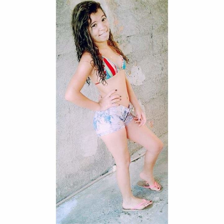 #ビキニ・ビキニ・リンダ・ラブダス・ゴストーサス・22
 #81584390