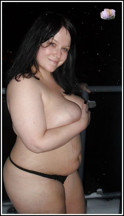 Eine sexy voll bustige Mutter #92006728