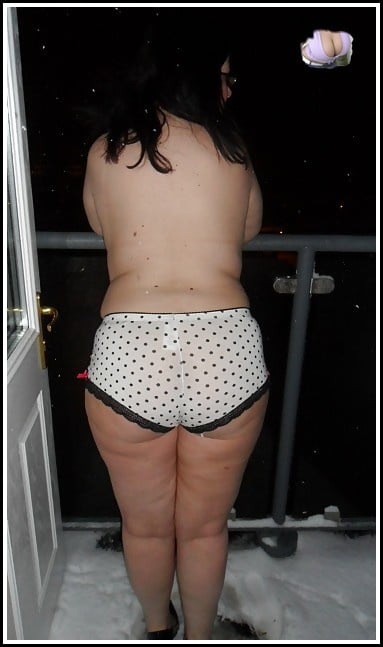 Eine sexy voll bustige Mutter #92006765