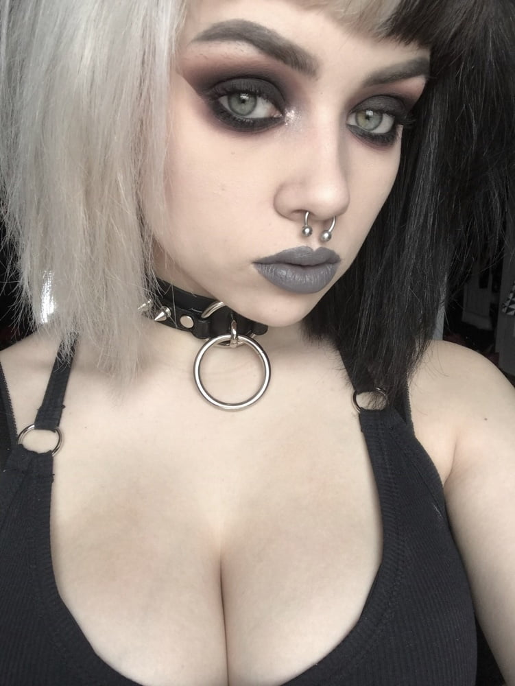 Perfect goth girl
 #99137963