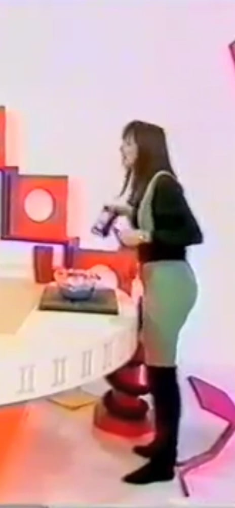 Carol Vorderman How2 #102625092