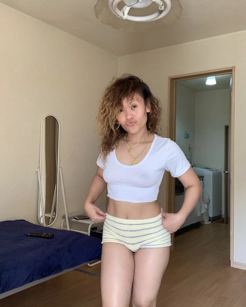 Japanese IG attention whore #98664803