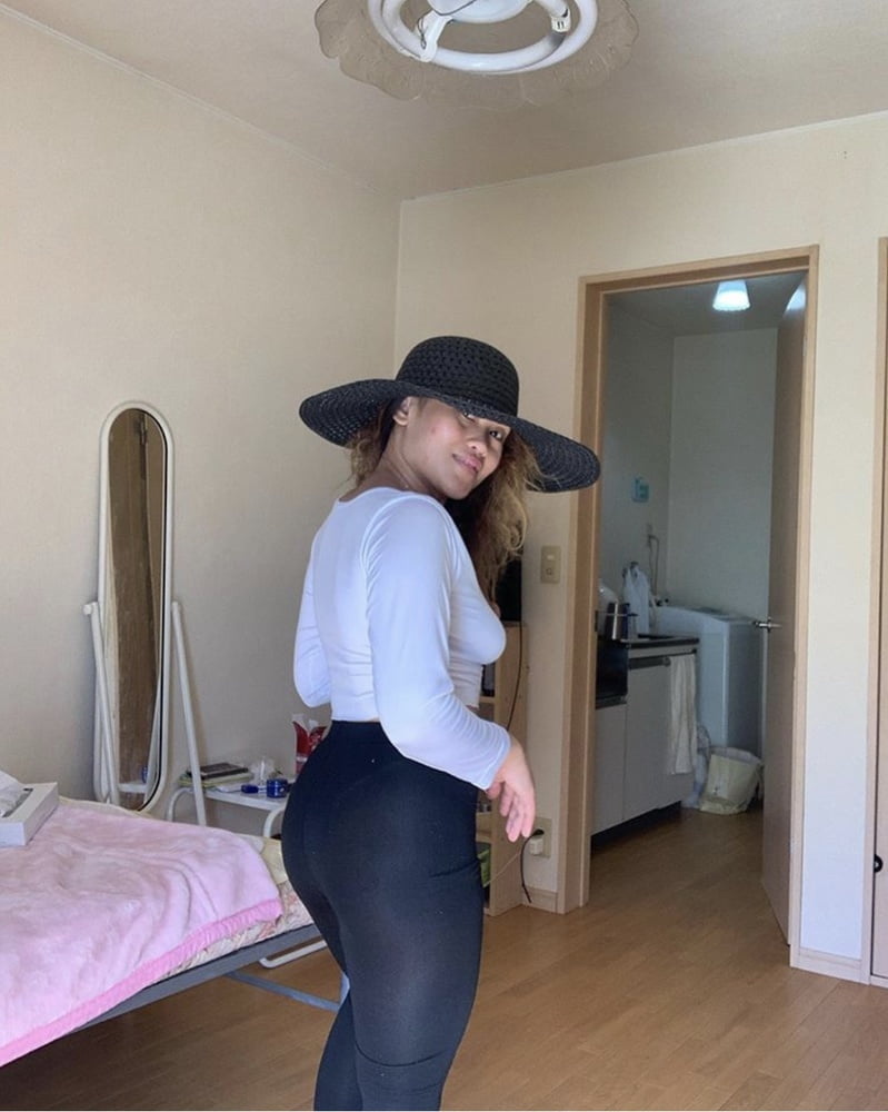 Japanese IG attention whore #98664841