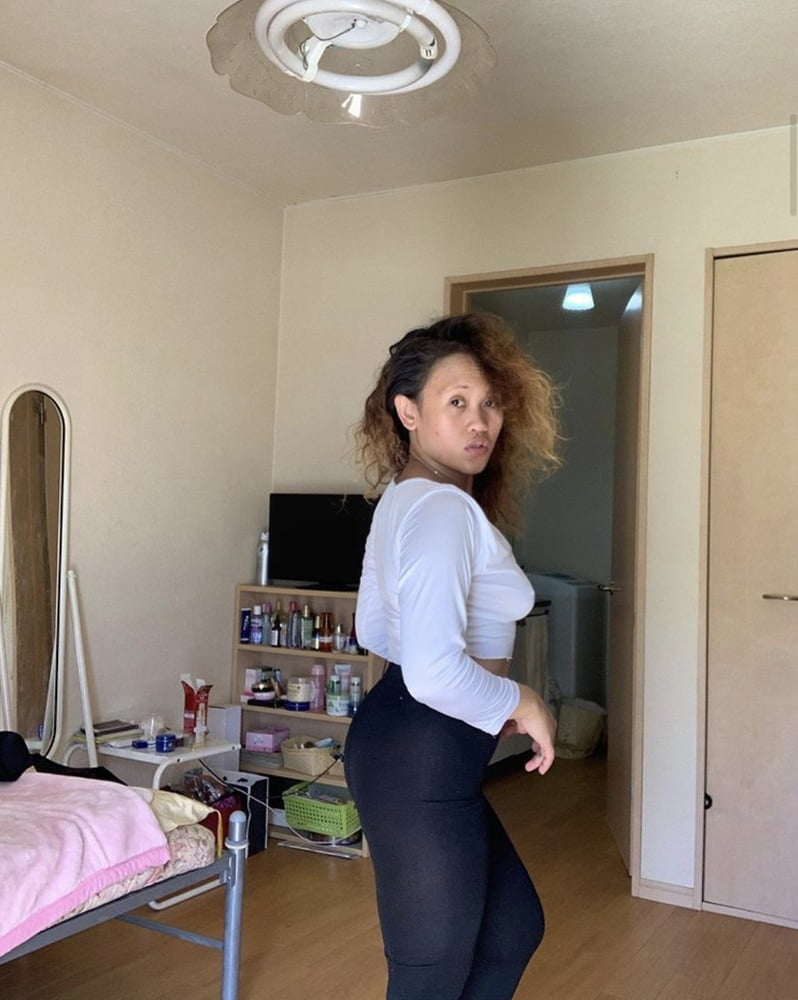 Japanese IG attention whore #98664850
