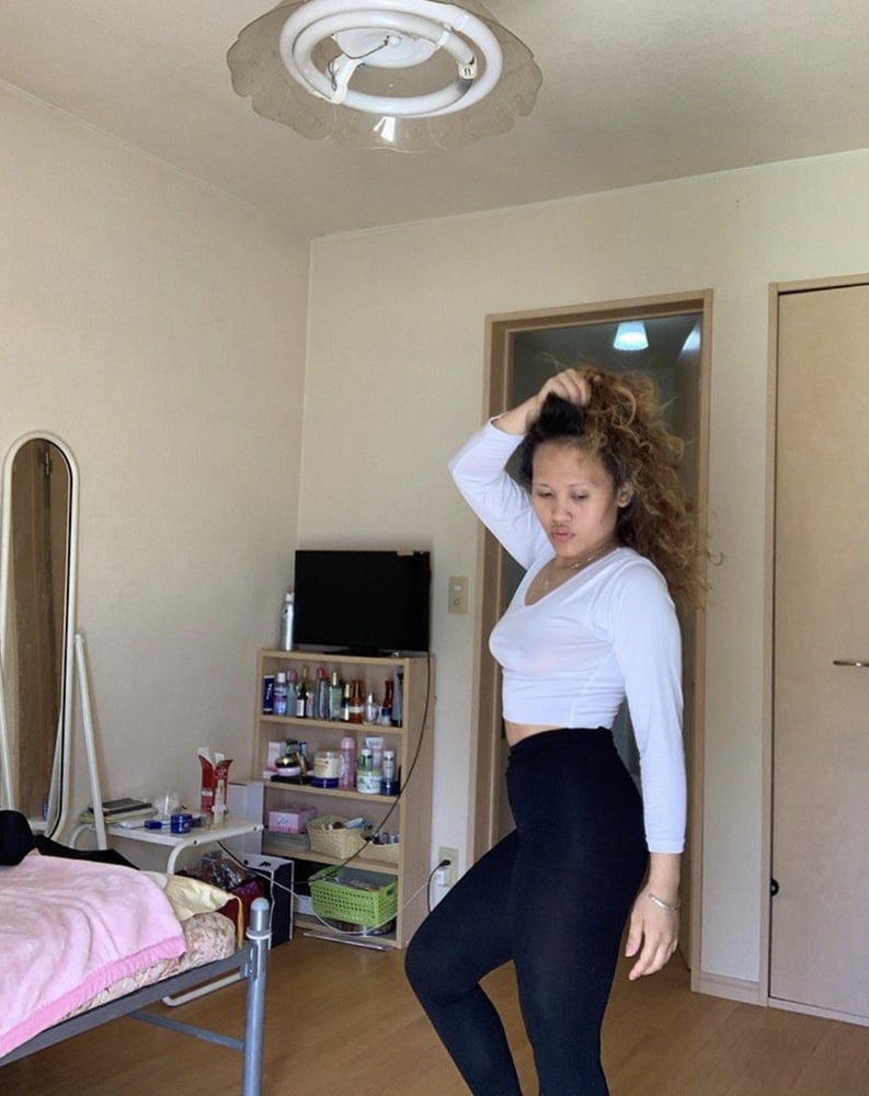 Japanese IG attention whore #98664854