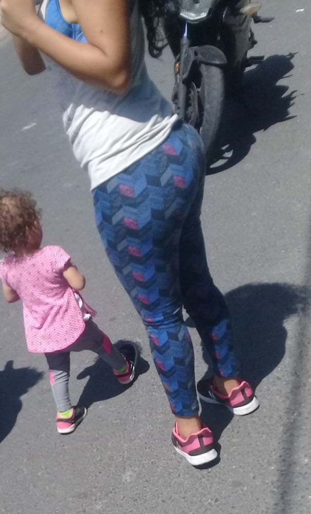 Surti dito
 #94078538