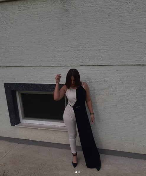 Tek punoletna sa instagrama, hot klinka
 #90476835