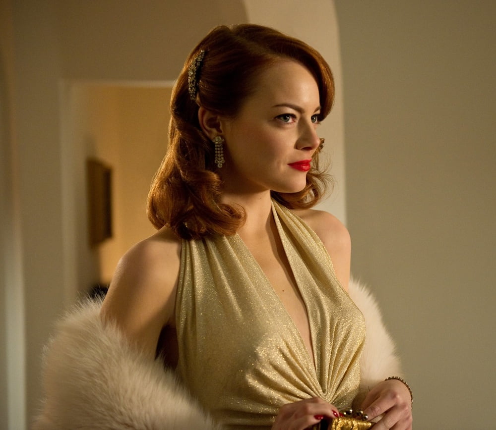 Emma stone is too hot!
 #82051510