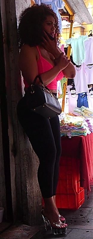 Golfas bien putas #93873828