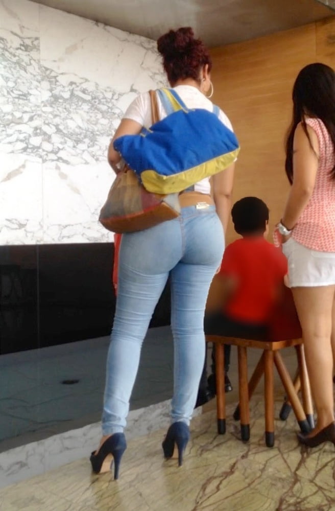 Golfas bien putas #93873909