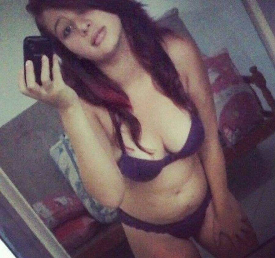 Chica india mezcla fotos desnudas
 #88590053