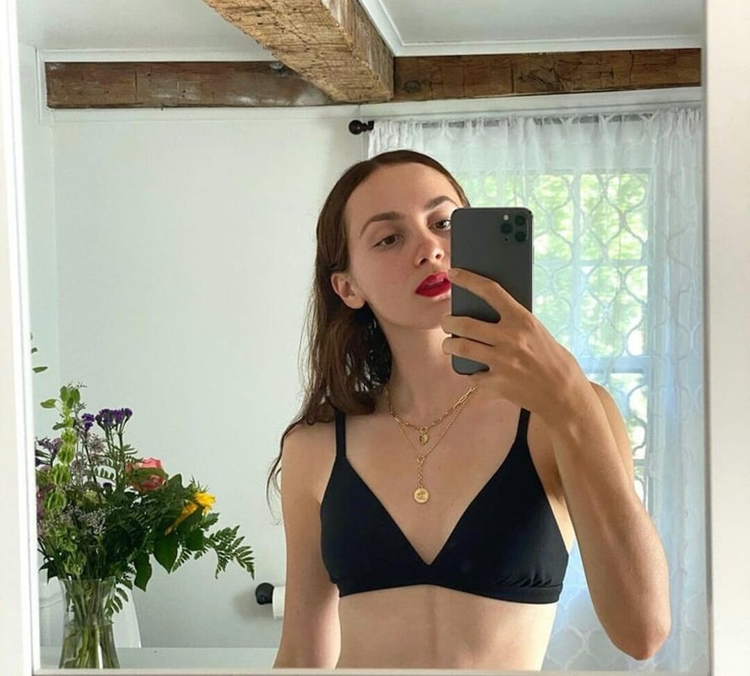 Maude Apatow desnuda #108061397