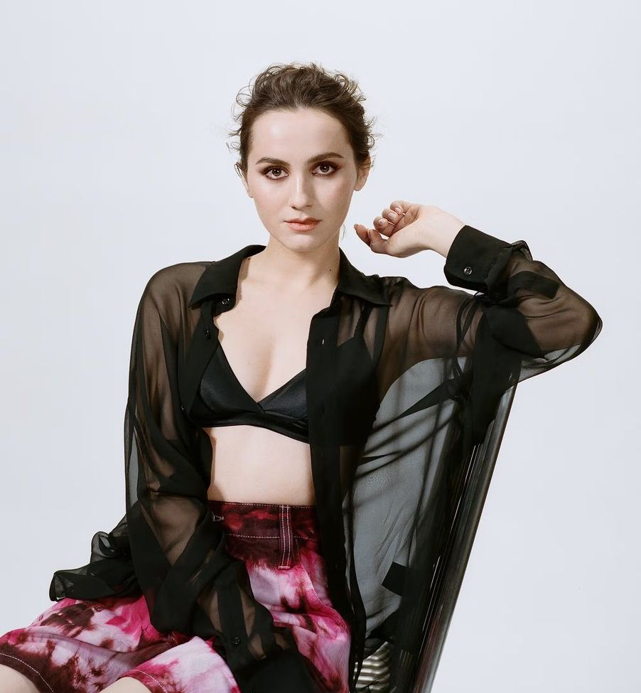 Maude Apatow desnuda #108061420