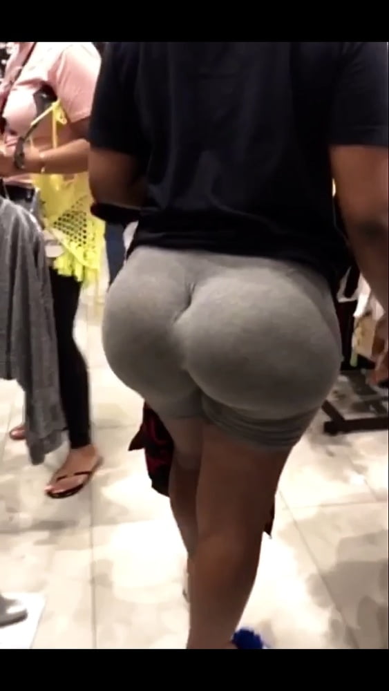 Fat ass candids 2 #98048618