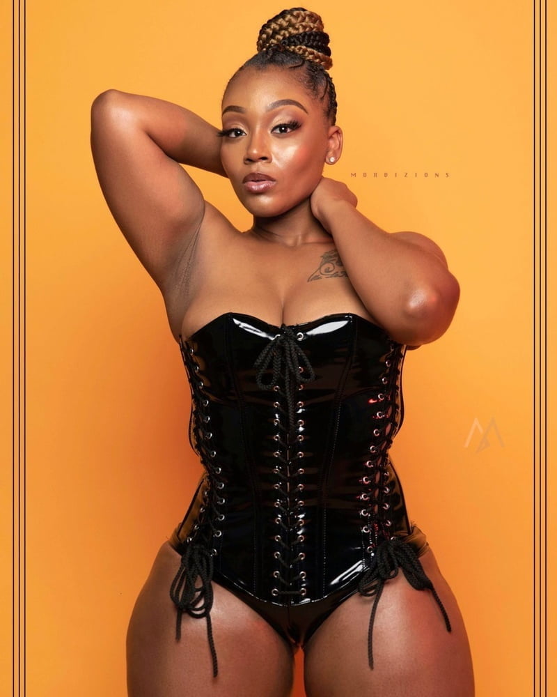Mini curvaceous #98665757
