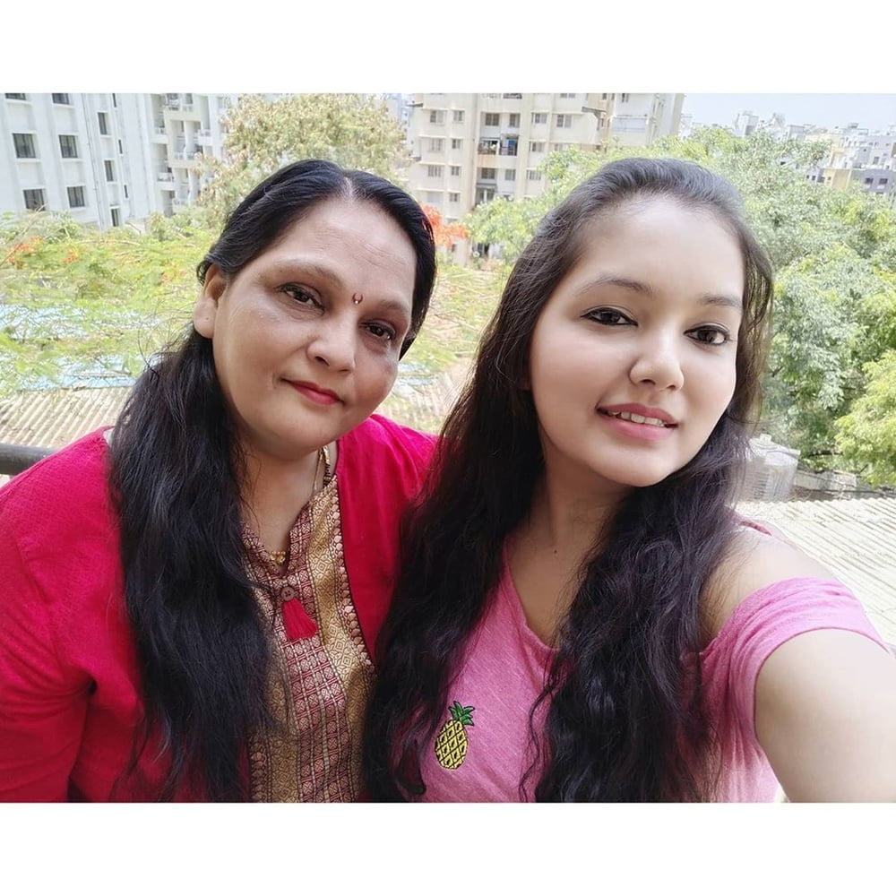 Modern sexy im Gesetz
 #95938396