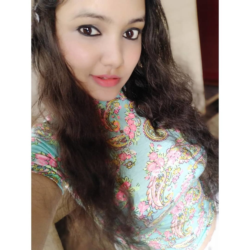 Modern sexy im Gesetz
 #95938418