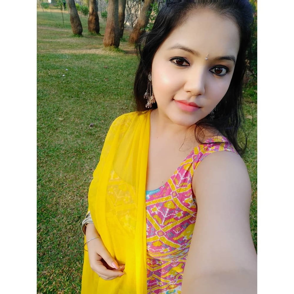 Modern sexy im Gesetz
 #95938420