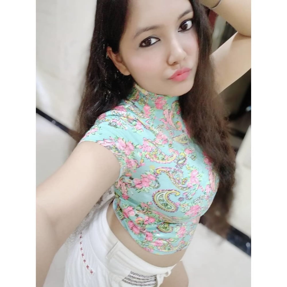 Modern sexy im Gesetz
 #95938424