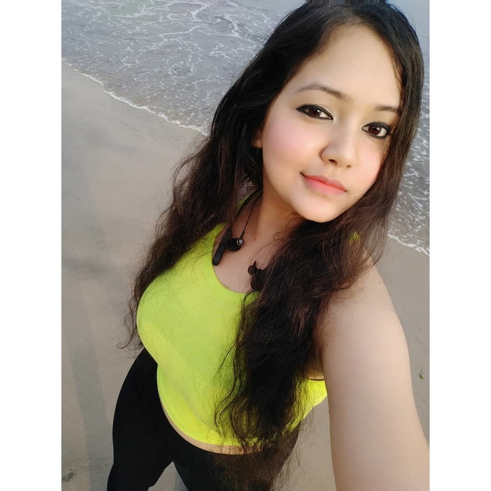 Modern sexy im Gesetz
 #95938488