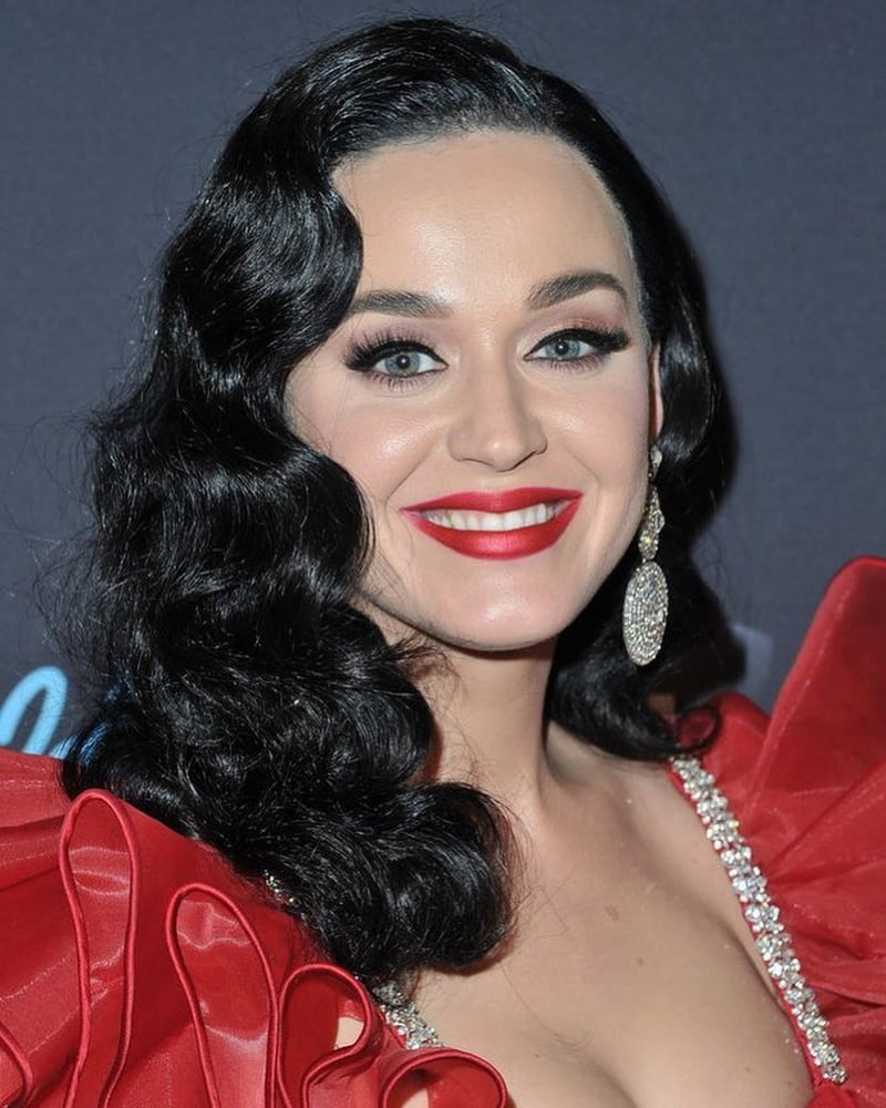 Katy perry
 #104518042