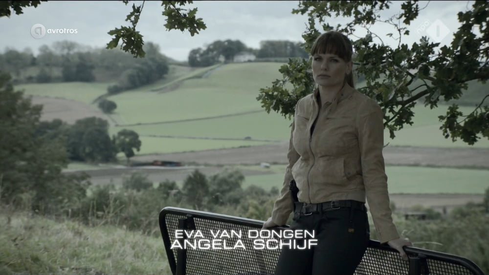 Angela schijf - célébrité néerlandaise en pleine forme
 #105190103