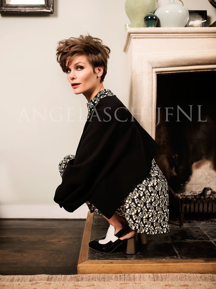 Angela schijf - célébrité néerlandaise en pleine forme
 #105190130
