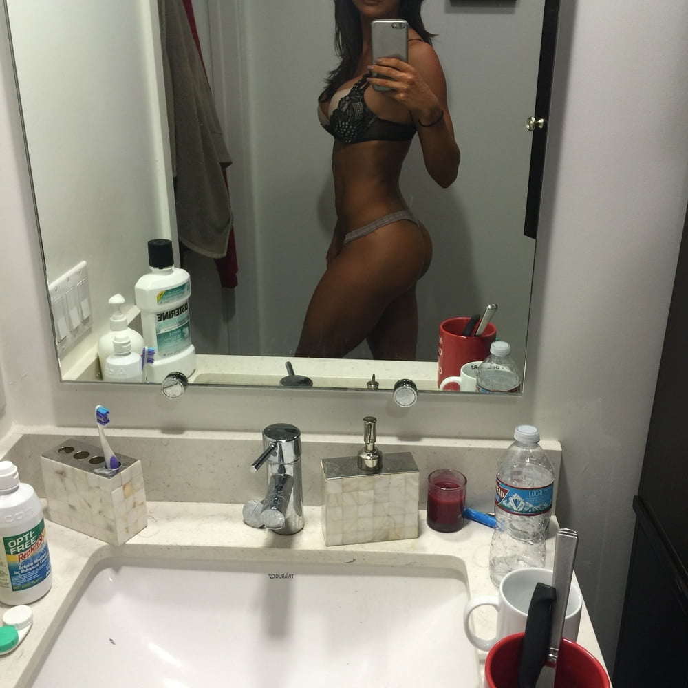 Sexy babe loves selfies
 #93573216