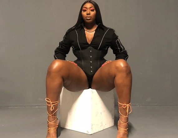 Ms Banks #89889023