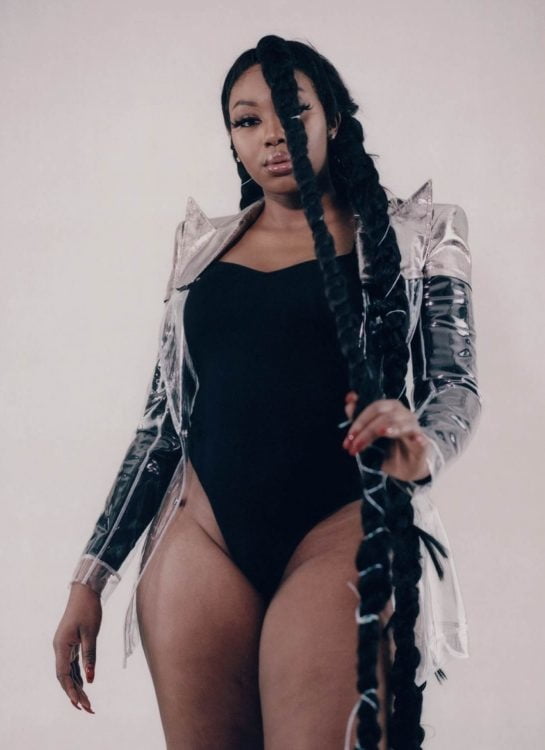 Ms Banks #89889024