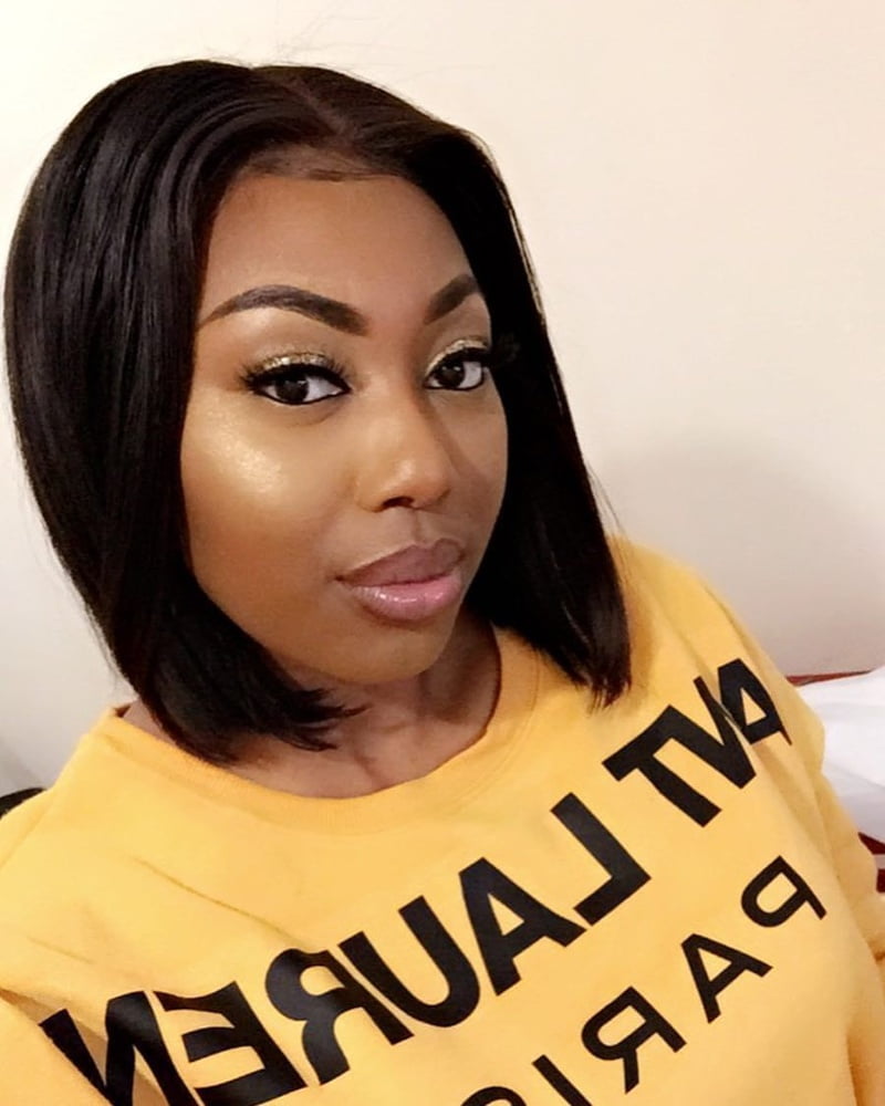 Ms Banks #89889039