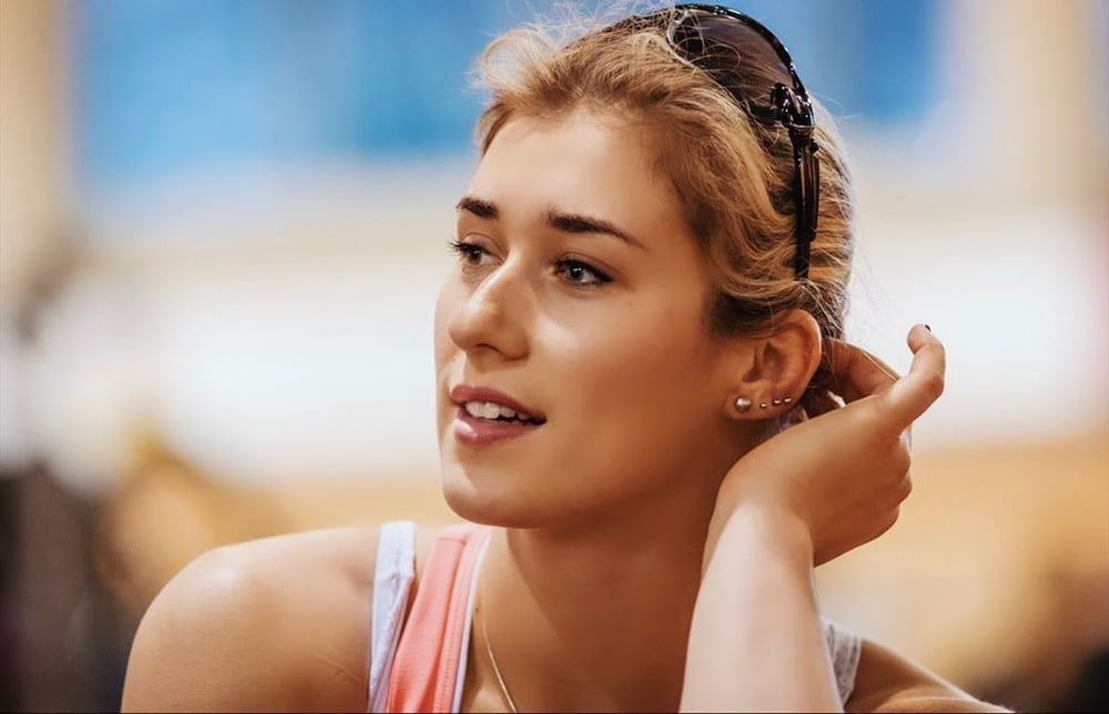 Pauline Grabosch #81825199