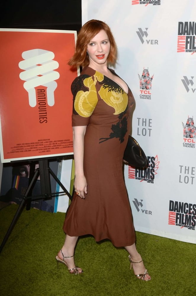 Titscow christina hendricks
 #106046575